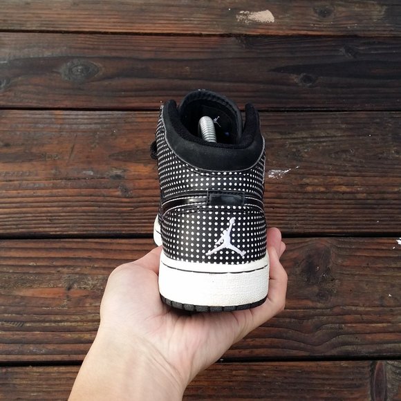 Women Size 7.5/Size 6 Youth 2009 Nike Air Jordan 1 Mid Polka Dot Basketball Shoe - Picture 7 of 8